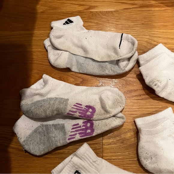 Clean Socks! - Picture 3 of 4